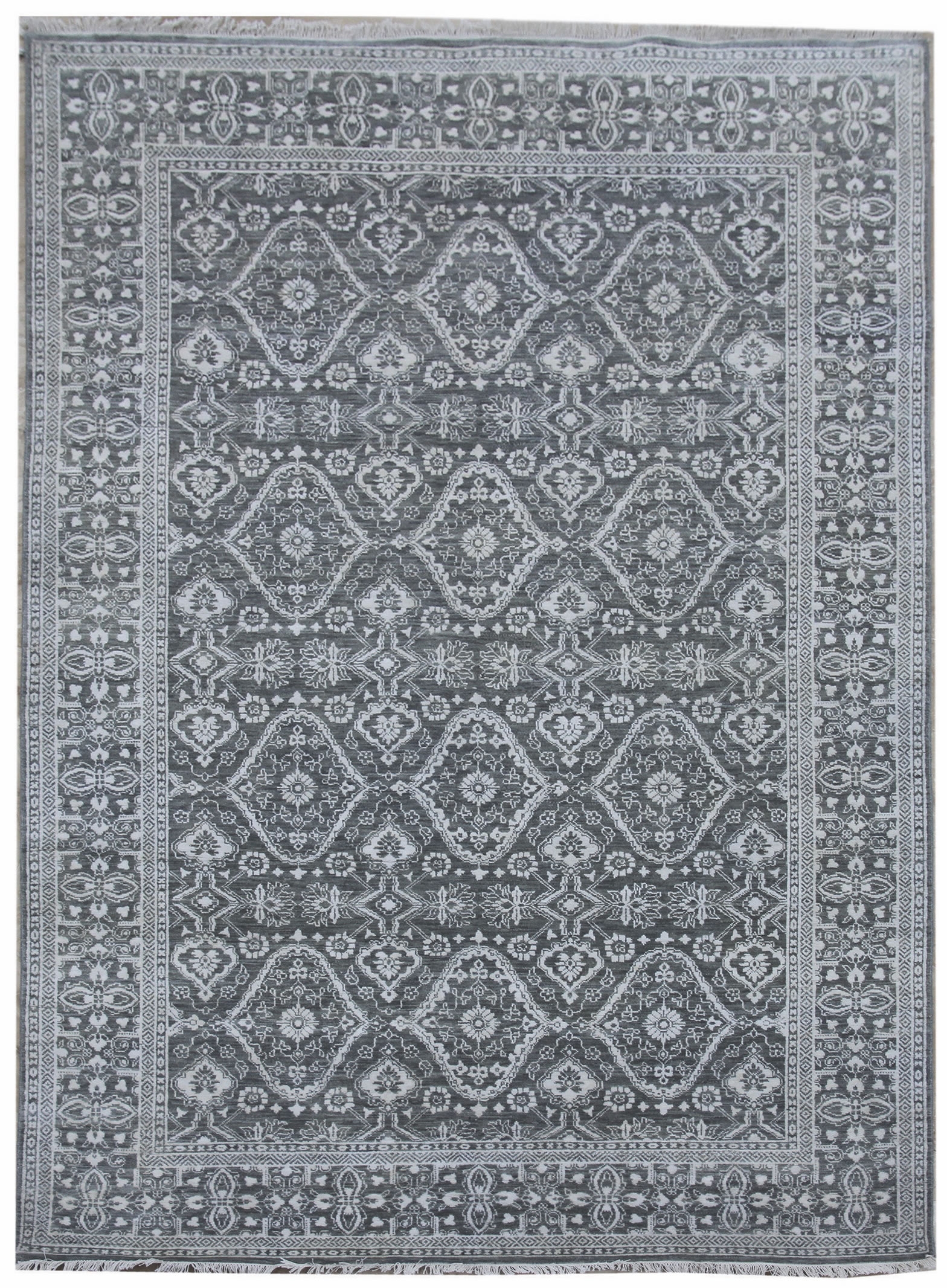 Ručne viazaný kusový koberec Diamond DC-HALI B Grey / silver - 365x550 cm Diamond Carpets koberce 