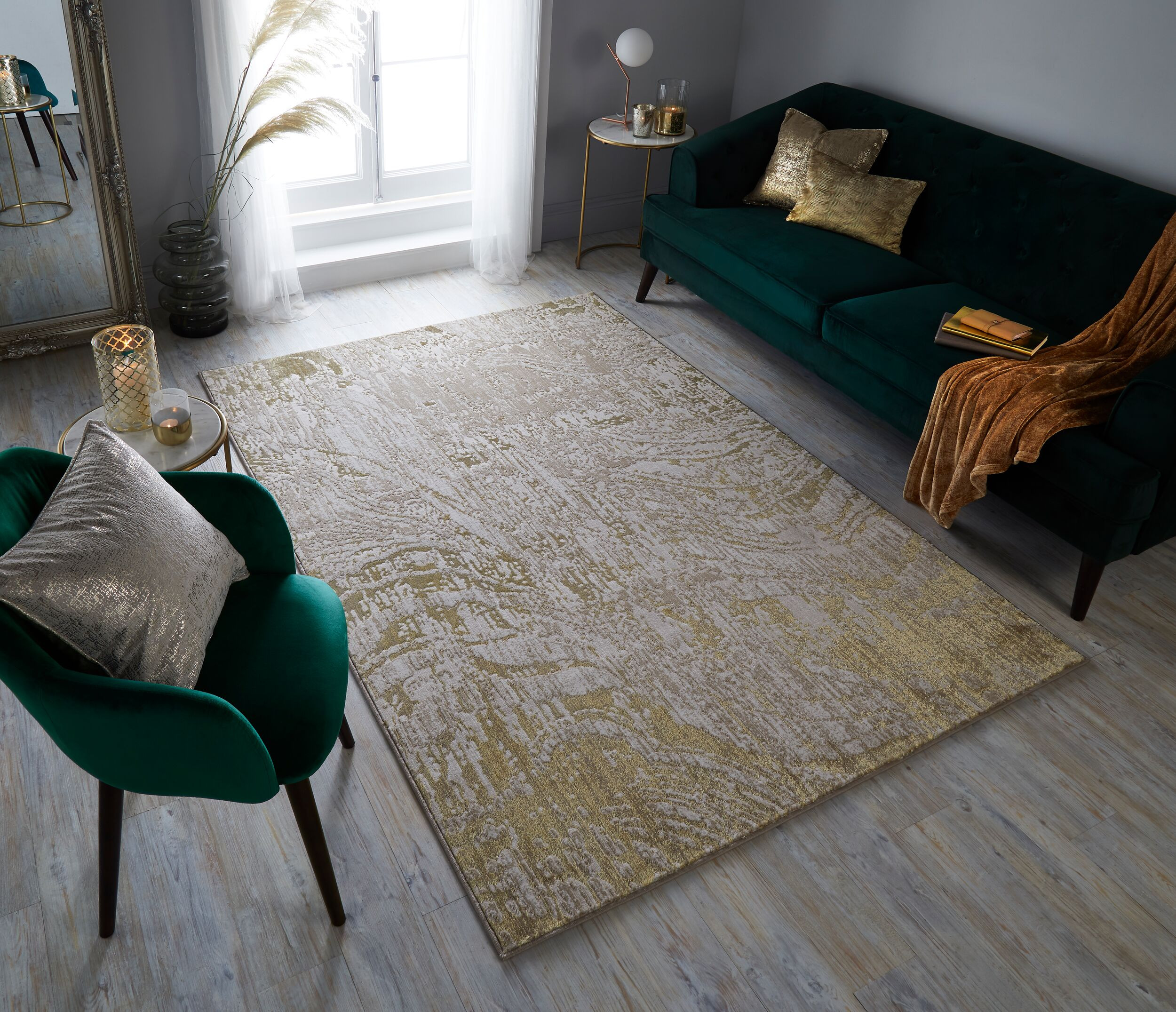 Kusový koberec Eris Arissa Gold - 120x170 cm Flair Rugs koberce 