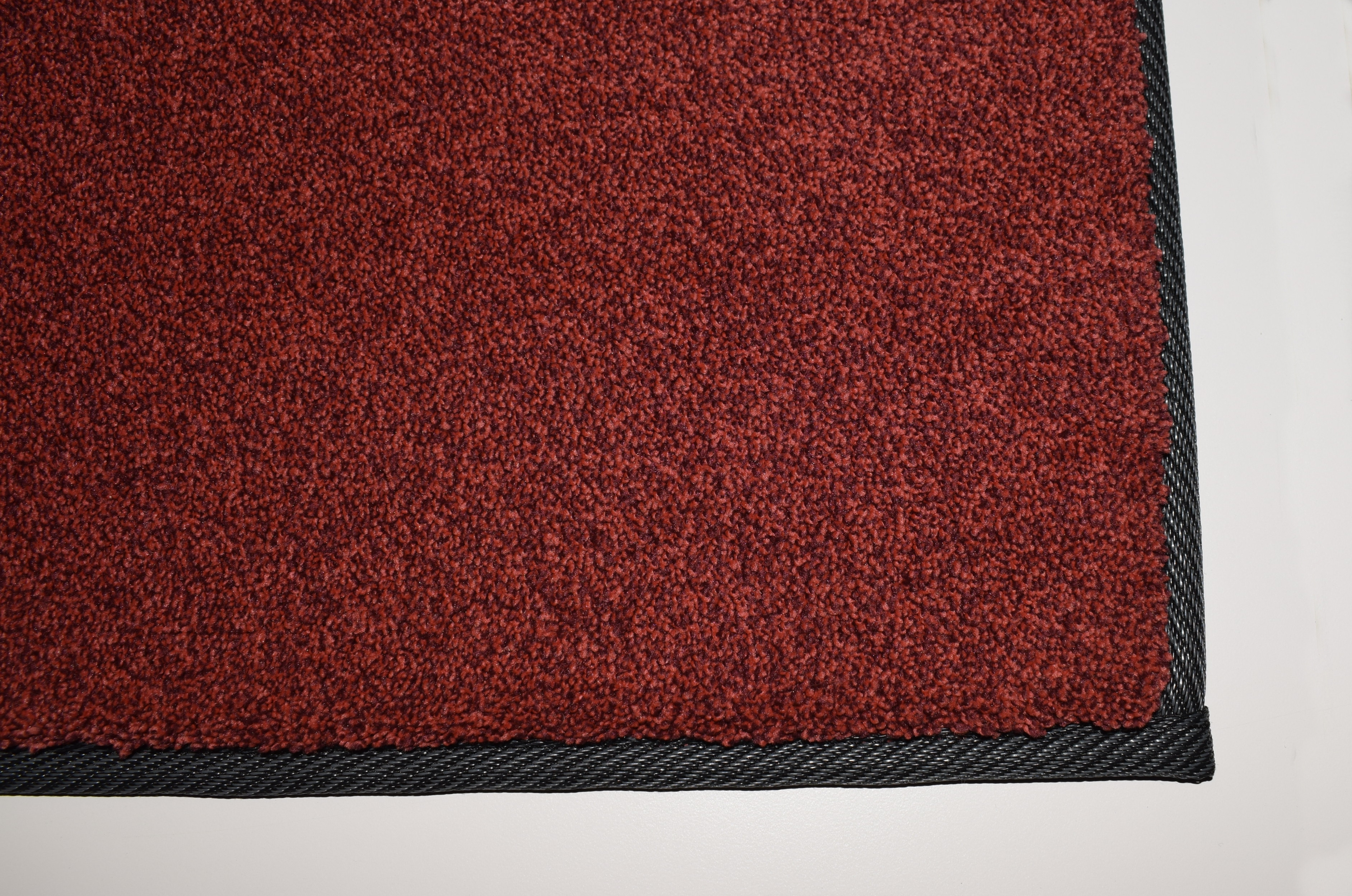Kusový koberec Supersoft 110 červený - 200x200 cm Tapibel 